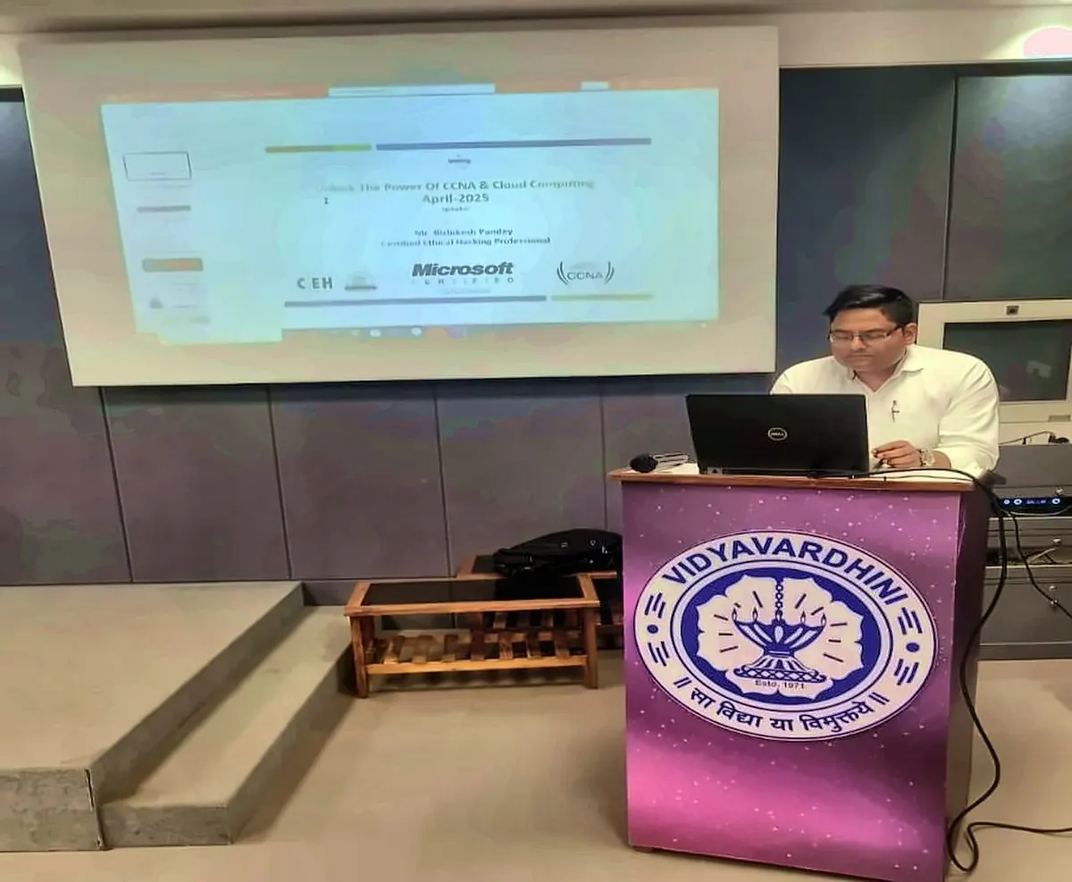 Rishikesh Pandey conducting a Cloud Computing & Security (AWS & Networking) session at Vidyavardhini's College of Engineering & Technology, Vasai Road, 7 Apr 2025